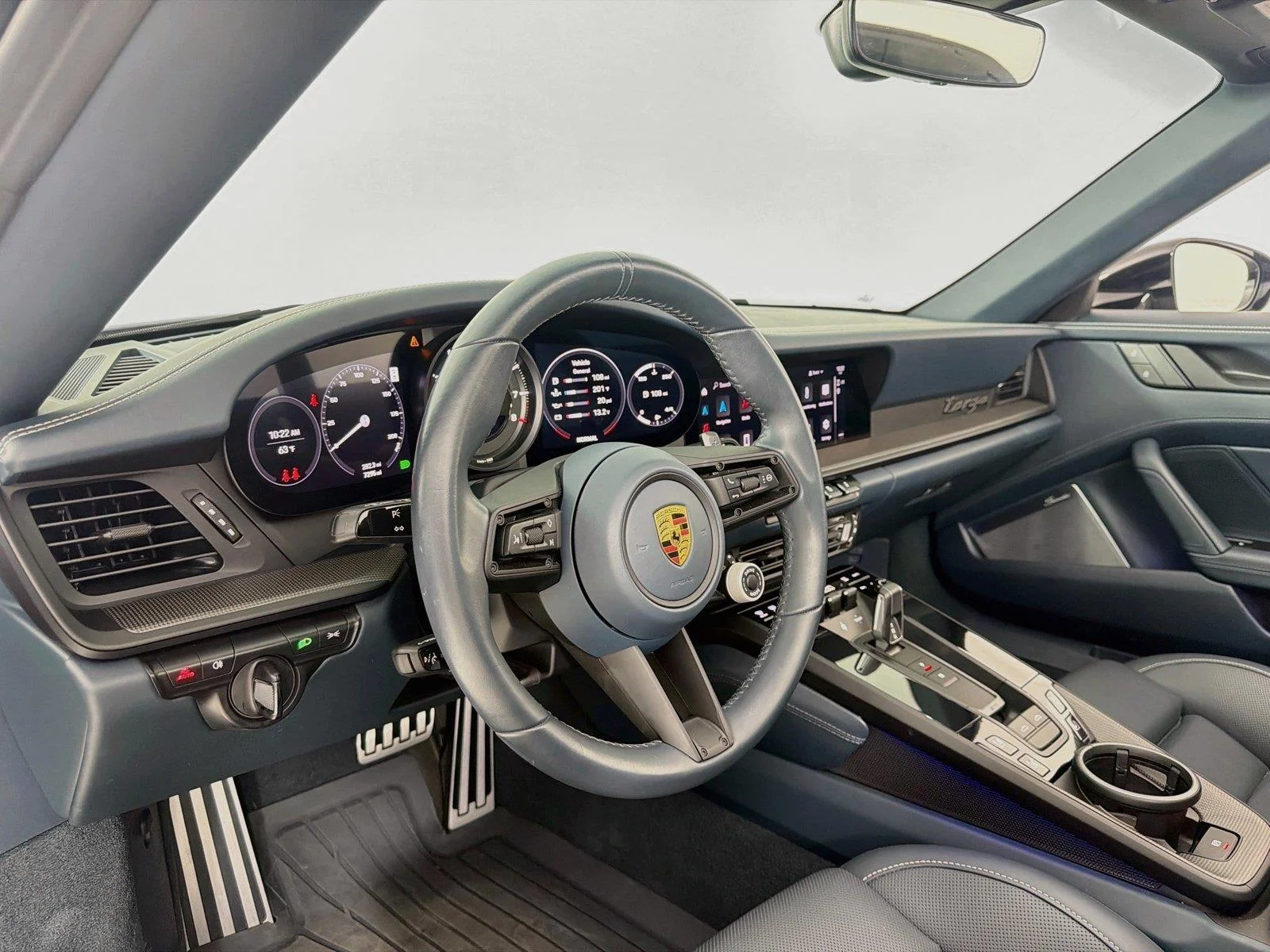 Certified Used 2022 Chalk Porsche TARGA 4 GTS image 4