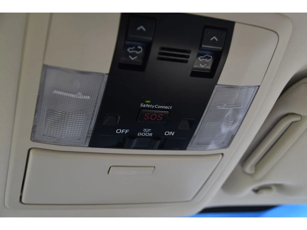 Used 2021 Black Onyx Lexus Premium image 38