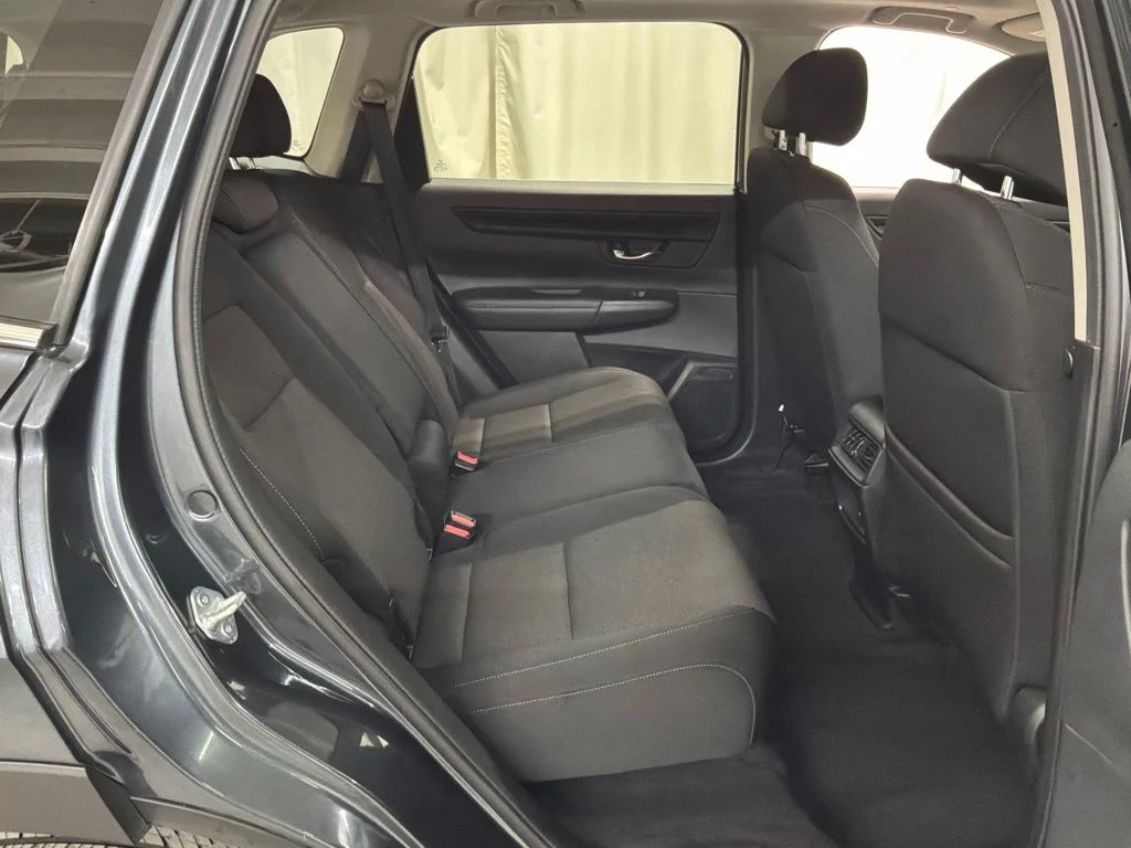 Used 2025  Honda EX image 26