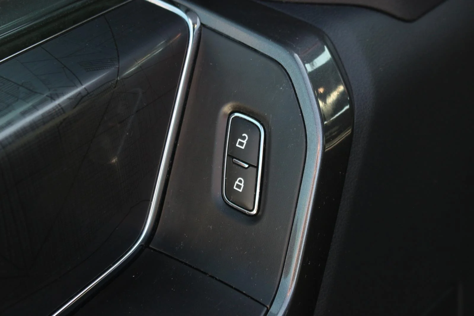 Used 2021 Red Ford XL image 16