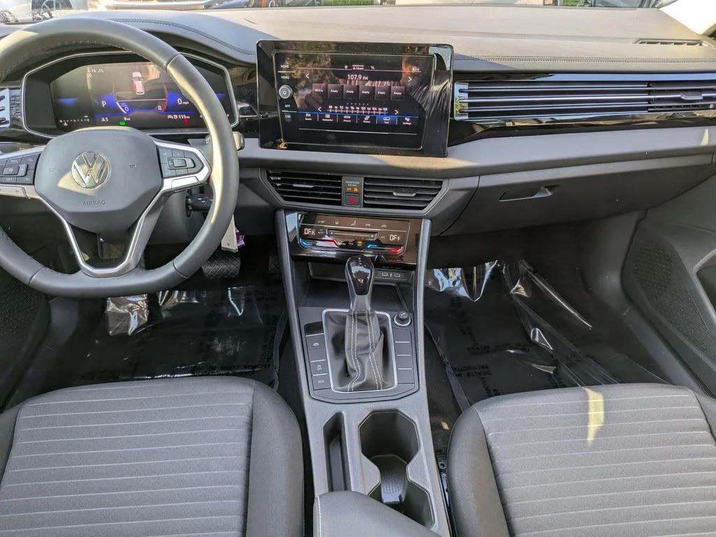 New 2026 White Volkswagen 1.5T S image 11