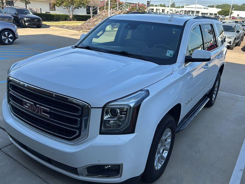 Used 2020 White Frost Tricoat GMC SLT image 1