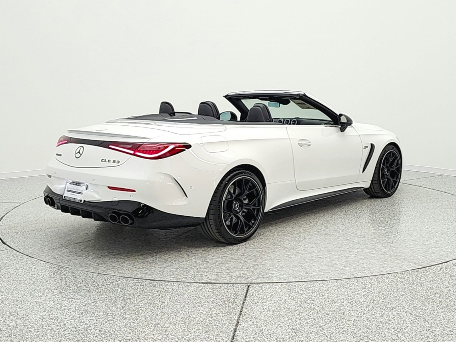 New 2026 MANUFAKTUR Moonlight White Metallic Mercedes-Benz AMG® CLE 53 4MATIC+ Cabriolet image 26