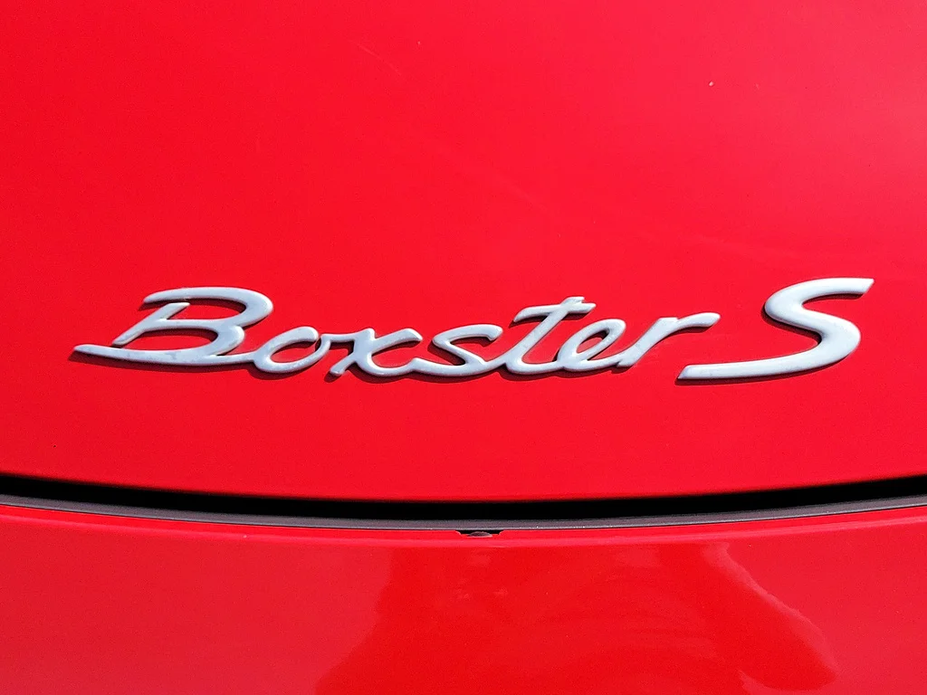 Used 2009 Guards Red PORSCHE S image 7