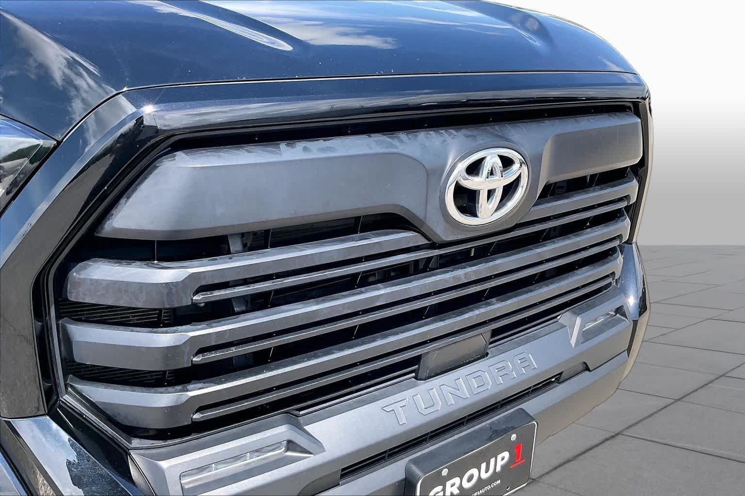 Used 2023 Midnight Black Metallic Toyota SR5 image 39