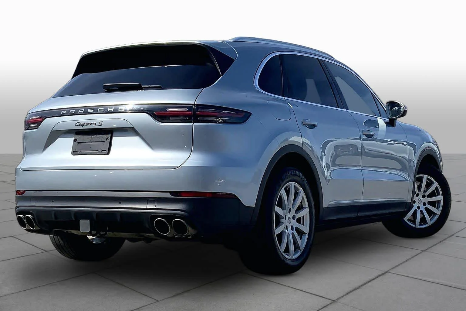 Used 2020 Dolomite Silver Metallic Porsche S image 23