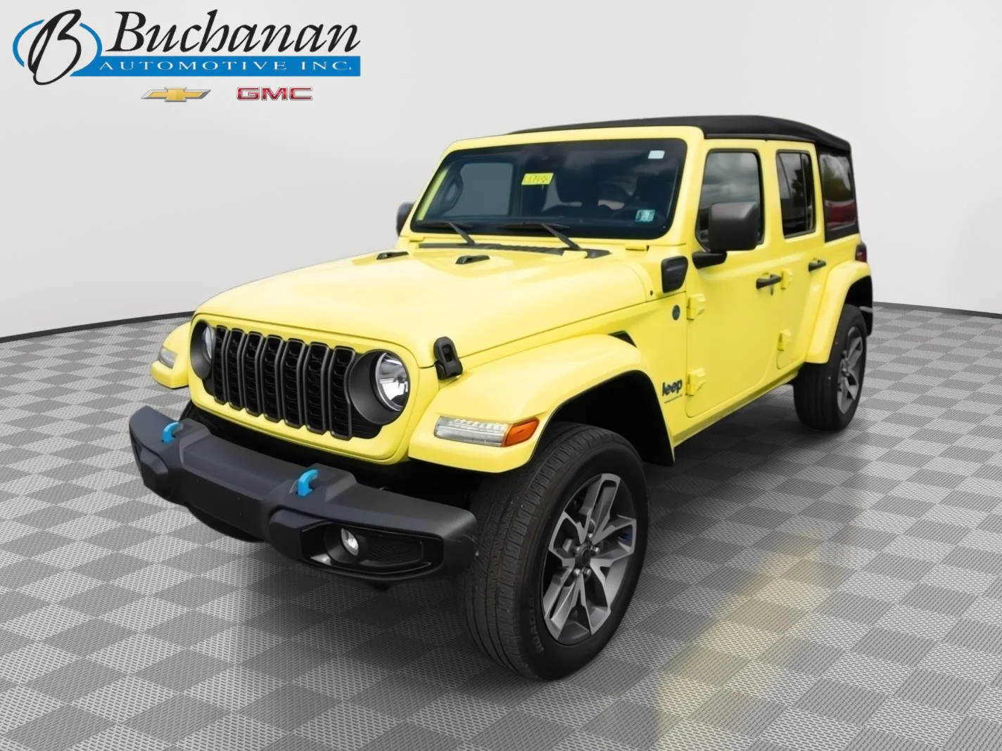 Used 2024 High Velocity Clearcoat Jeep Sport S image 1