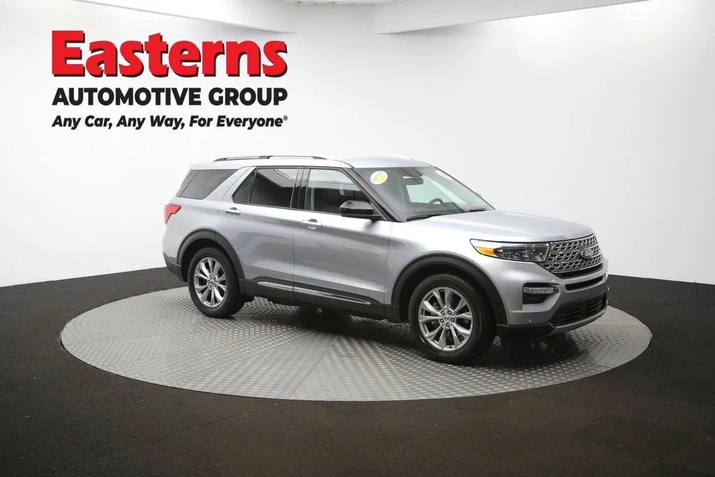 Used 2024 Silver Ford Limited image 53