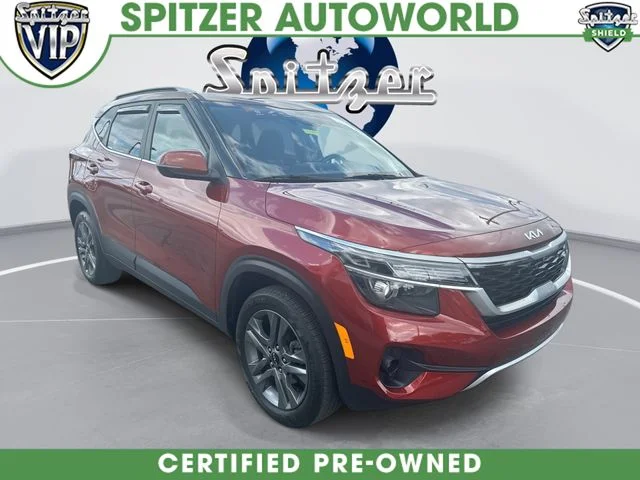 Used 2023 Orange Kia S image 1