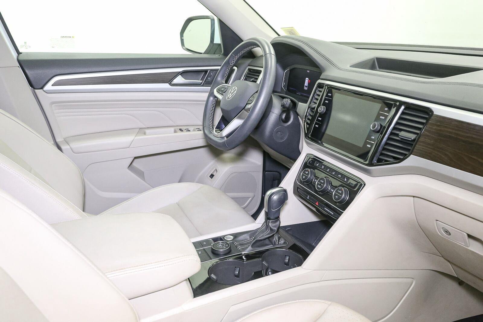 Certified Used 2023 Pure White Volkswagen 2.0T SE w/Technology image 23