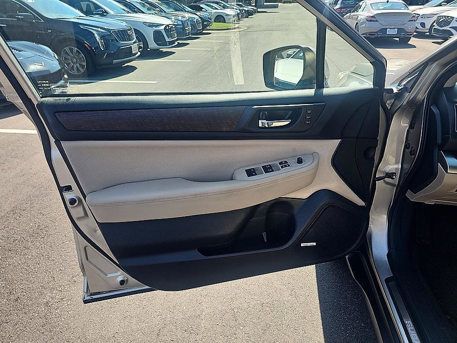Used 2017 Tungsten Metallic Subaru Limited image 11