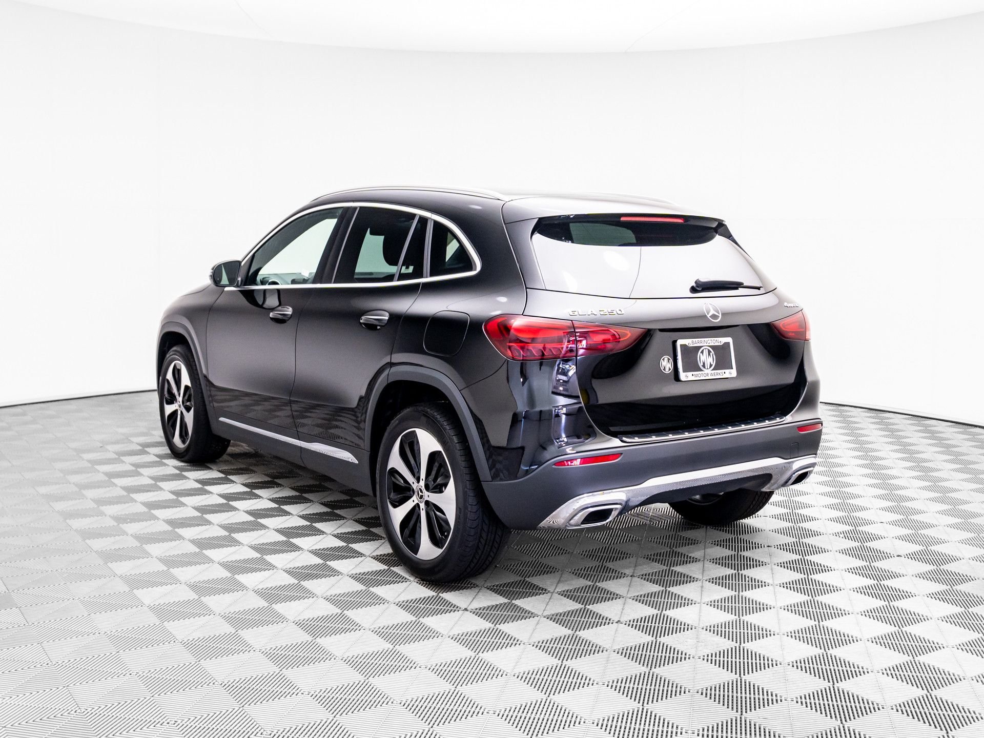 New 2026 Night Black Mercedes-Benz GLA 250 image 3
