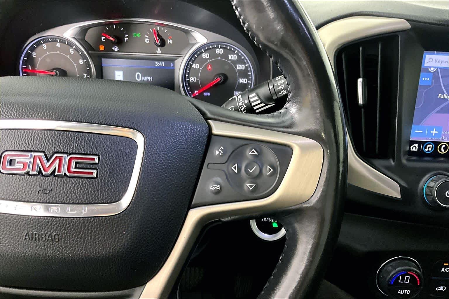Used 2019 QUICKSILVER METALLIC GMC Denali image 23