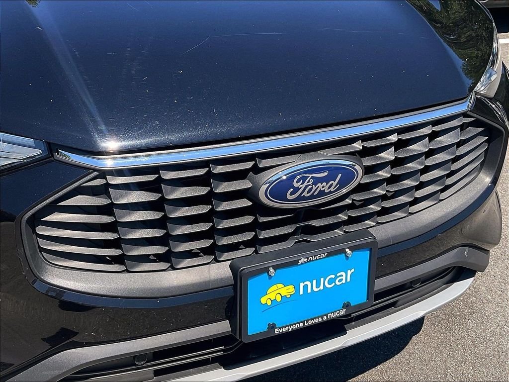 Used 2024 Black Ford Active image 30