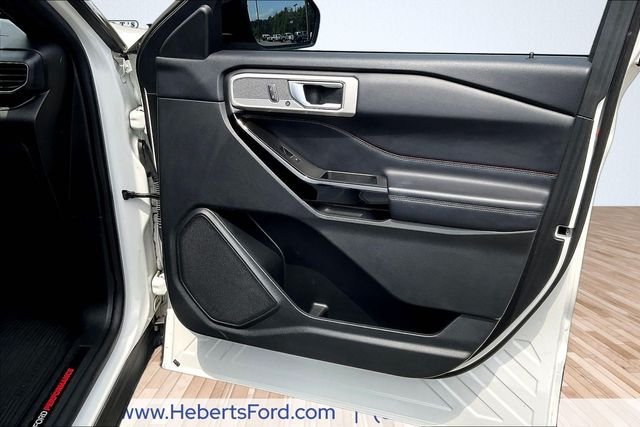 Used 2022 Star White Ford ST image 23