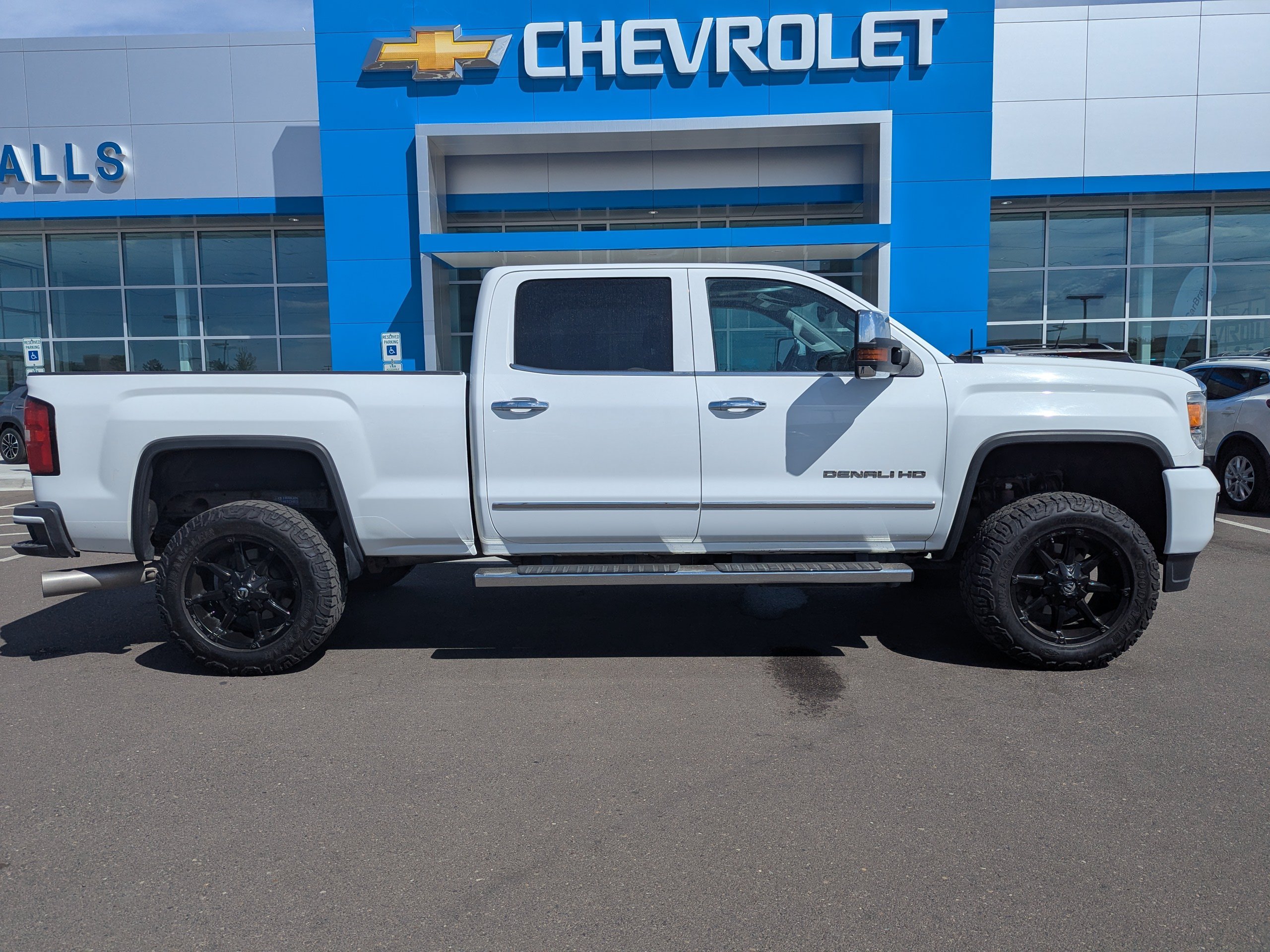 Used 2015 SUMMIT WHITE GMC Denali image 32