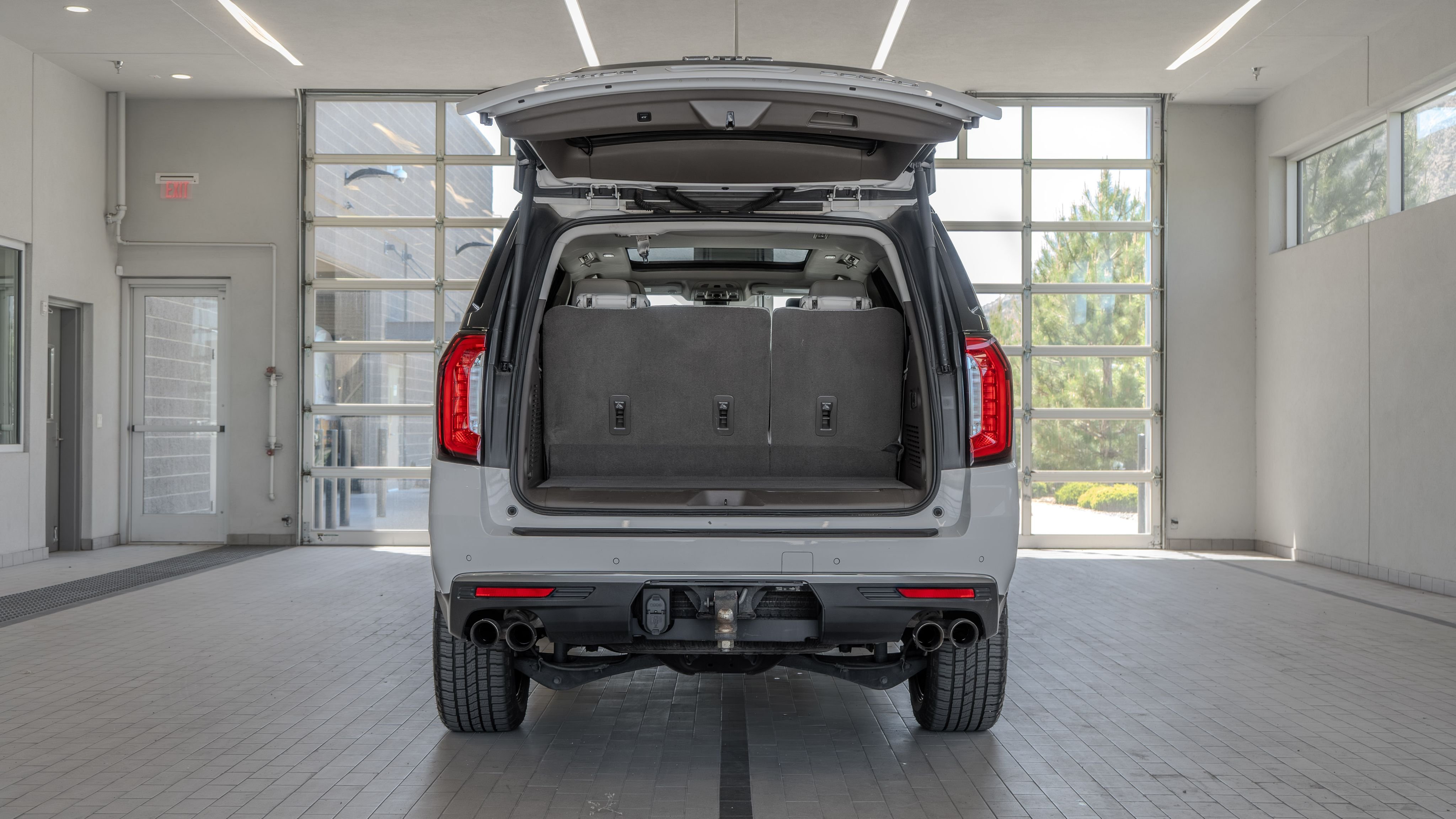 Used 2021 Summit White GMC Denali image 16