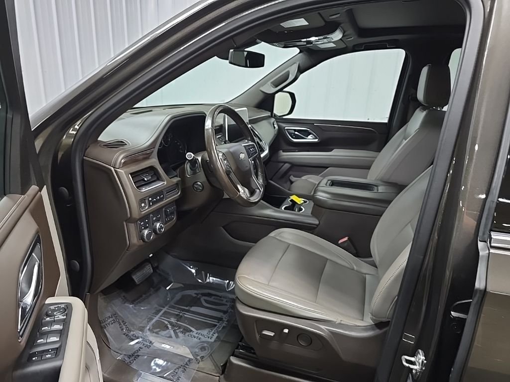 Used 2021 Graywood Metallic Chevrolet LT image 32