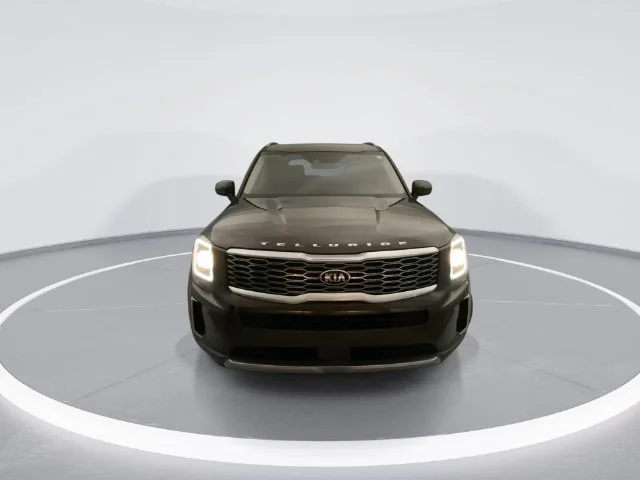 Used 2021 Green Kia S image 7