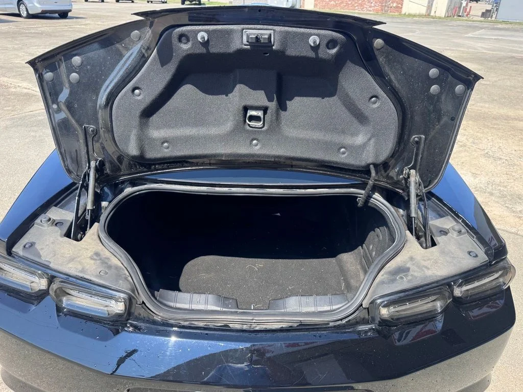 Used 2019 Black Chevrolet 1LT image 17