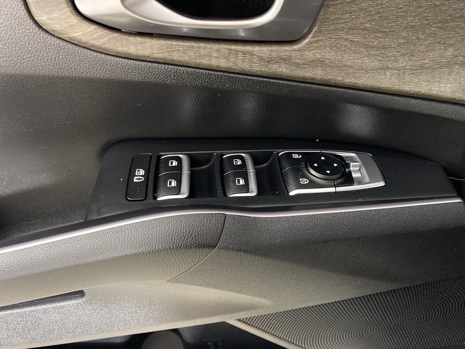 Used 2023 Gravity Gray Kia X-Line S image 15
