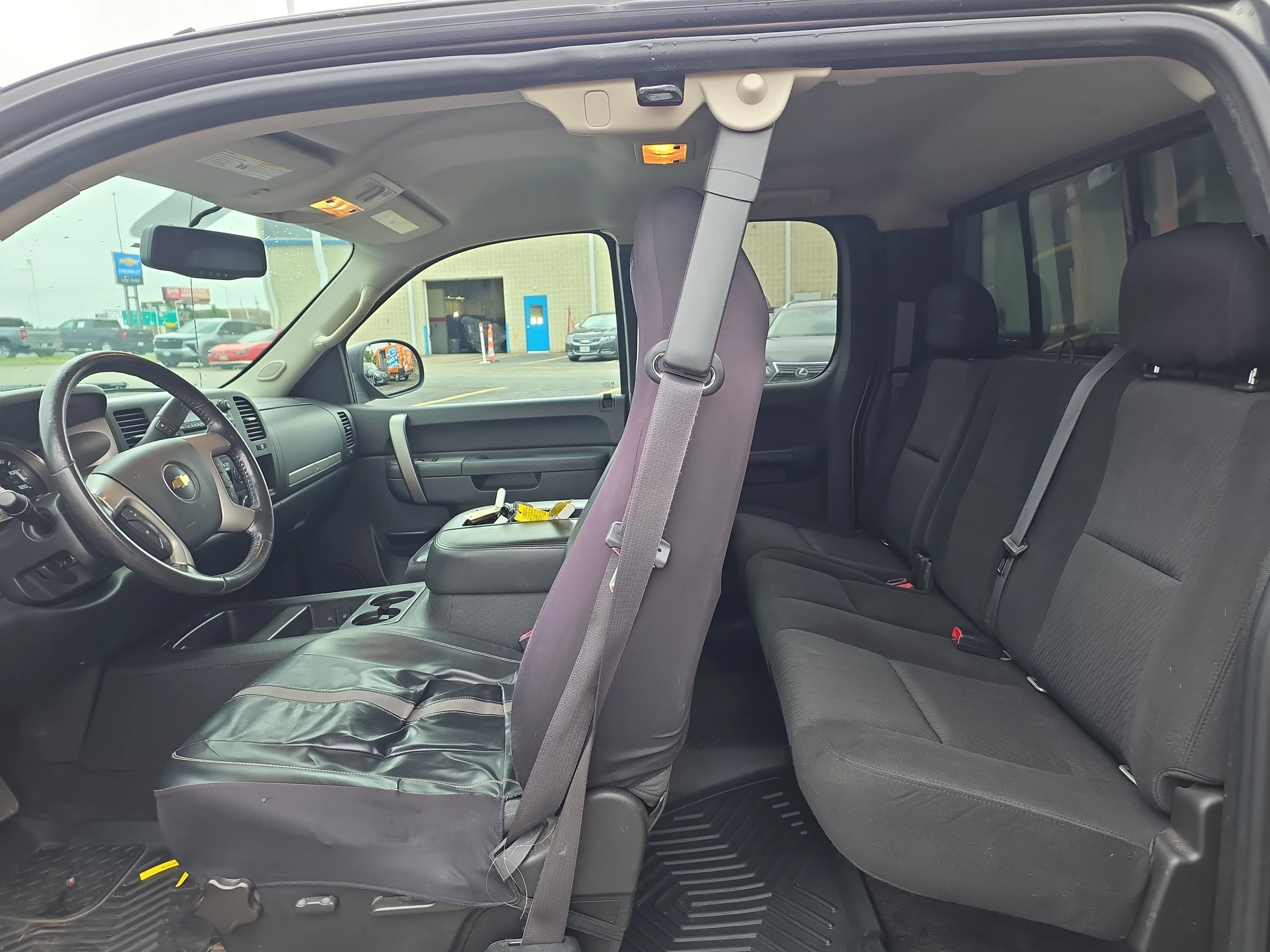 Used 2011 Steel Green Metallic Chevrolet LT image 12