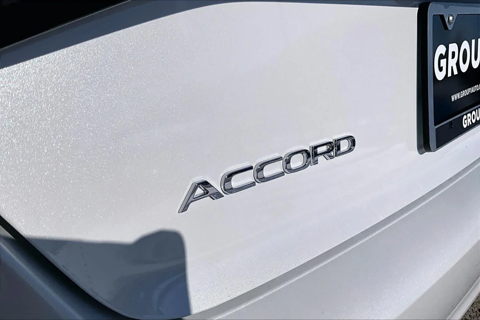 New 2026 Platinum White Pearl Honda SE image 15