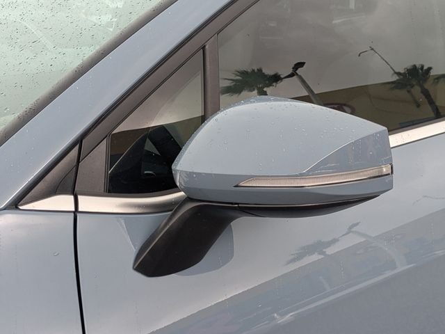 New 2027 Heritage Blue Kia EX image 12