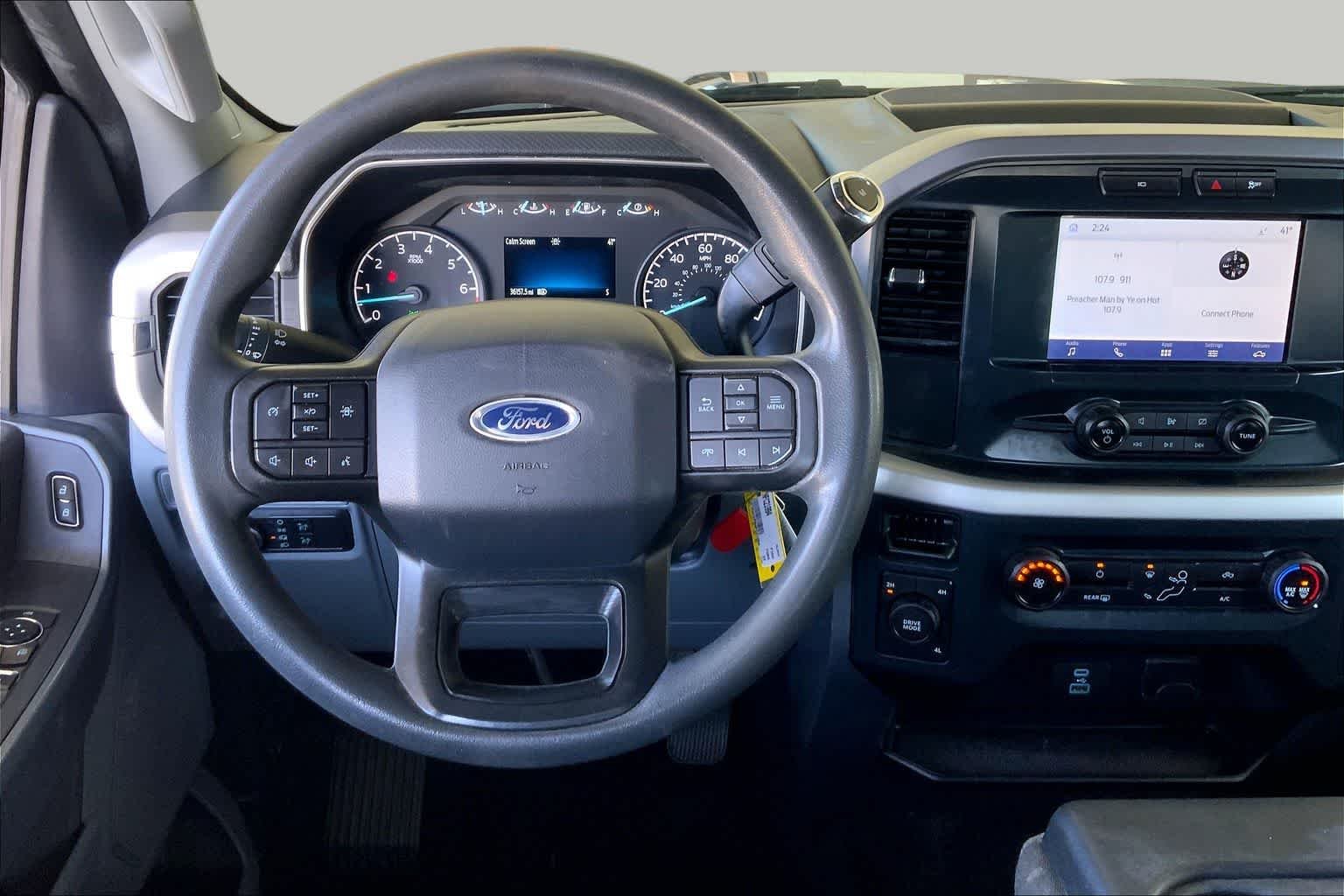 Used 2022 Agate Black Metallic Ford XLT image 7