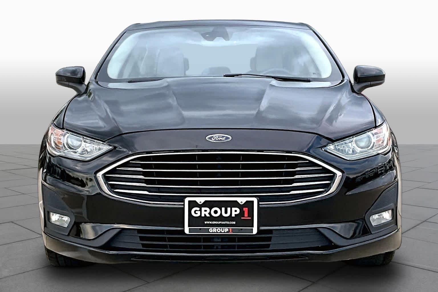 Pre-Owned 2020 Ford Fusion SE