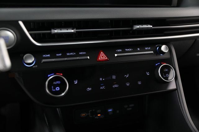 2026 Hyundai Sonata SEL - Photo 9