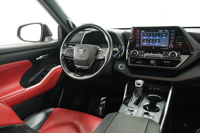 Certified Used 2021 MIDNIGHT BLACK METALLIC Toyota  image 11