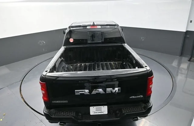 New 2026 Diamond Black Crystal Pearl-Coat Exterior Paint RAM Big Horn/Lone Star image 17