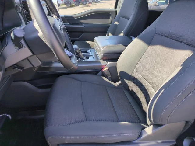 Used 2024 Gray Ford XLT image 14