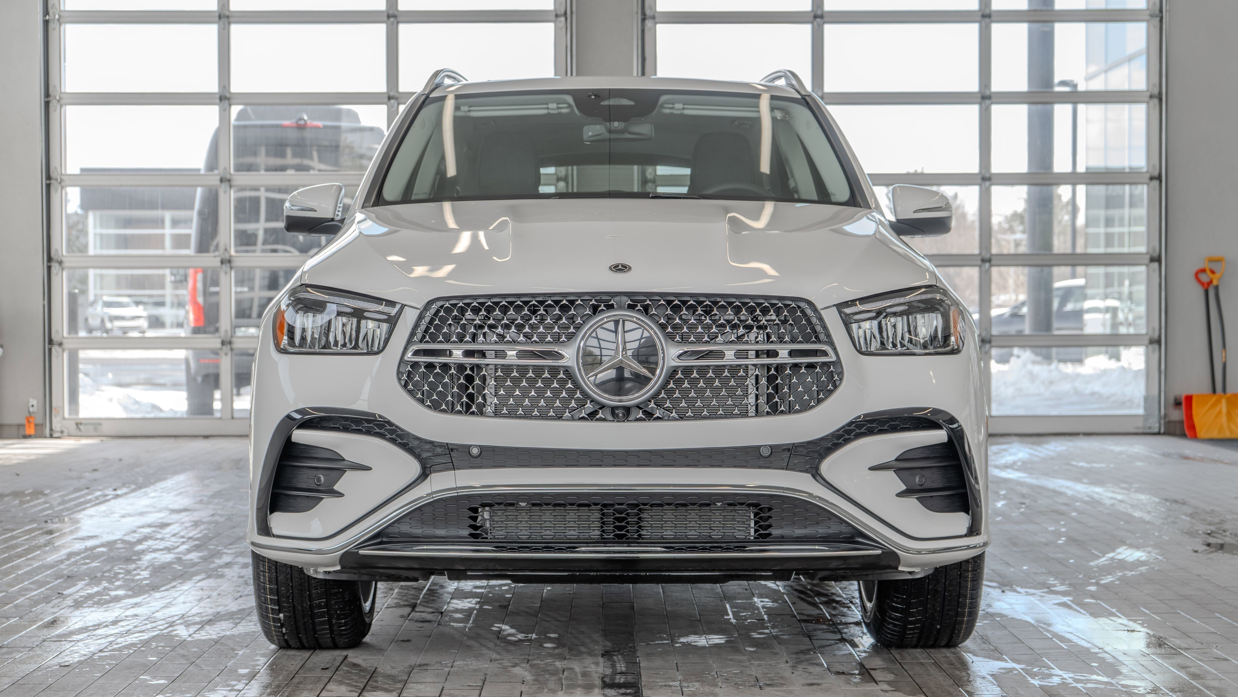 New 2026 Polar White Mercedes-Benz GLE 350 image 47