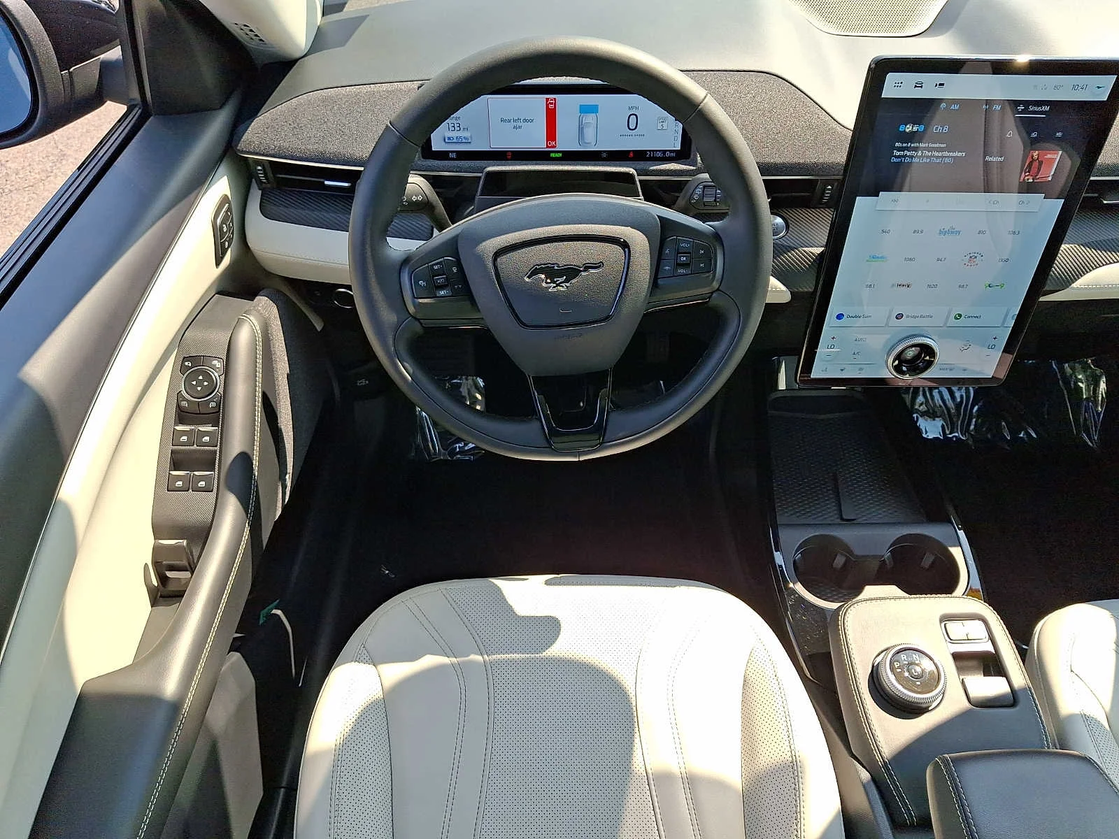 Used 2023 Vapor Blue Ford Premium image 11