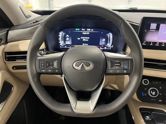 Used 2022 Gray INFINITI LUXE image 12