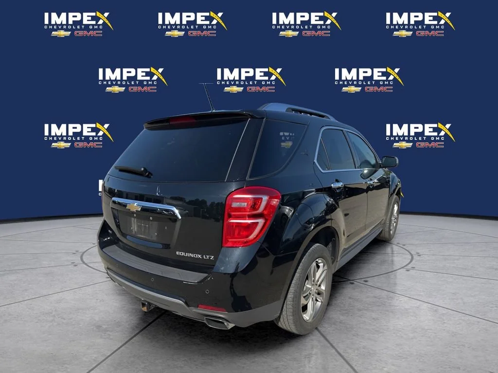 Used 2016 MOSAIC BLACK METALLIC Chevrolet LTZ image 4