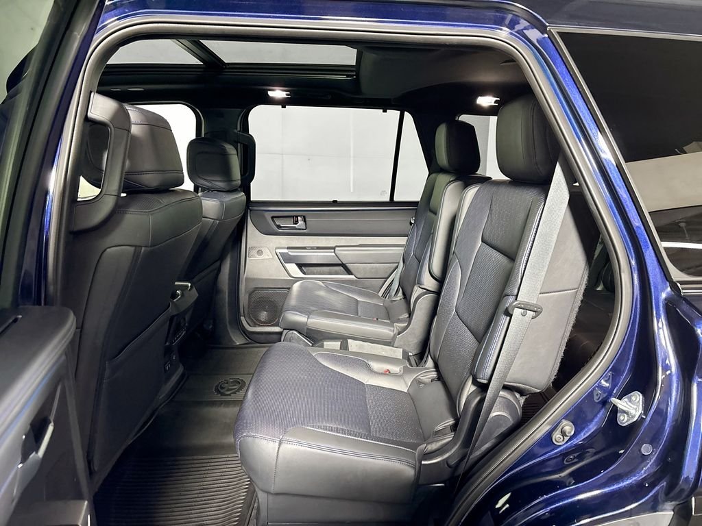 Used 2024  Toyota Platinum image 21