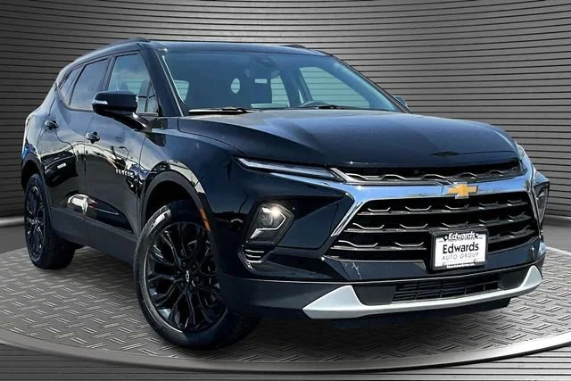 New 2026 Black Chevrolet 3LT image 2