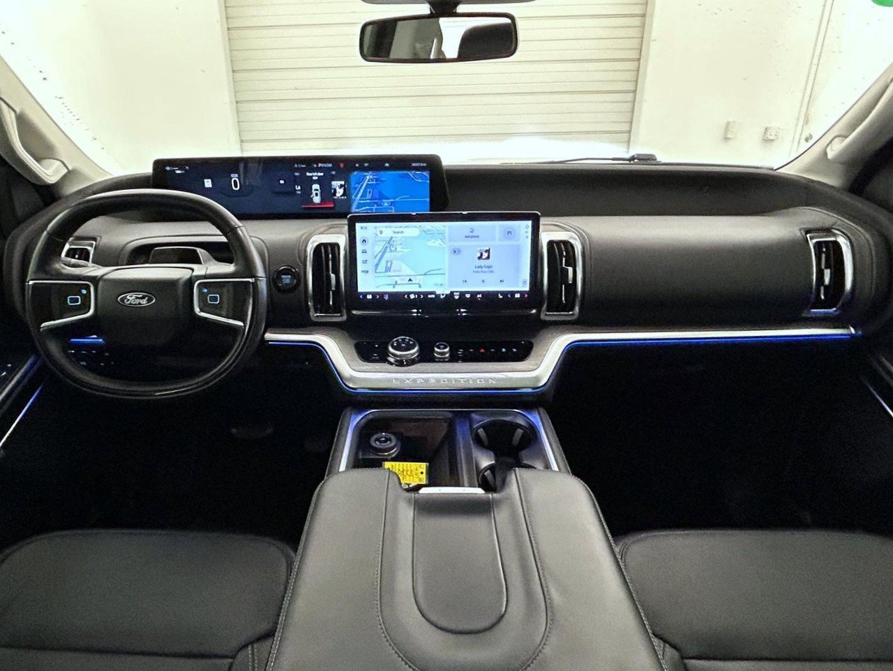 Used 2025 White Ford Platinum image 14