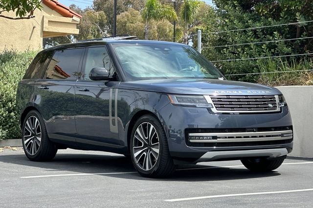 New 2026 Varesine Blue Land Rover SE image 7