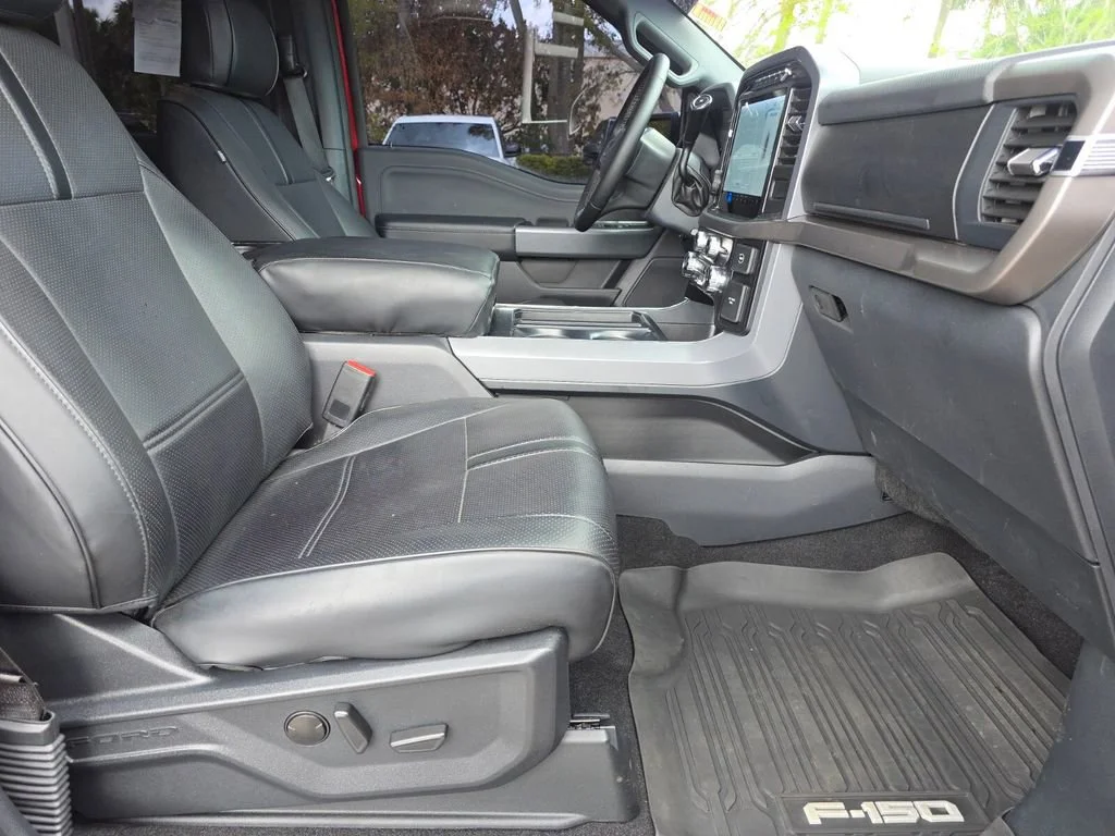 Used 2024 Red Metallic Ford XLT image 10