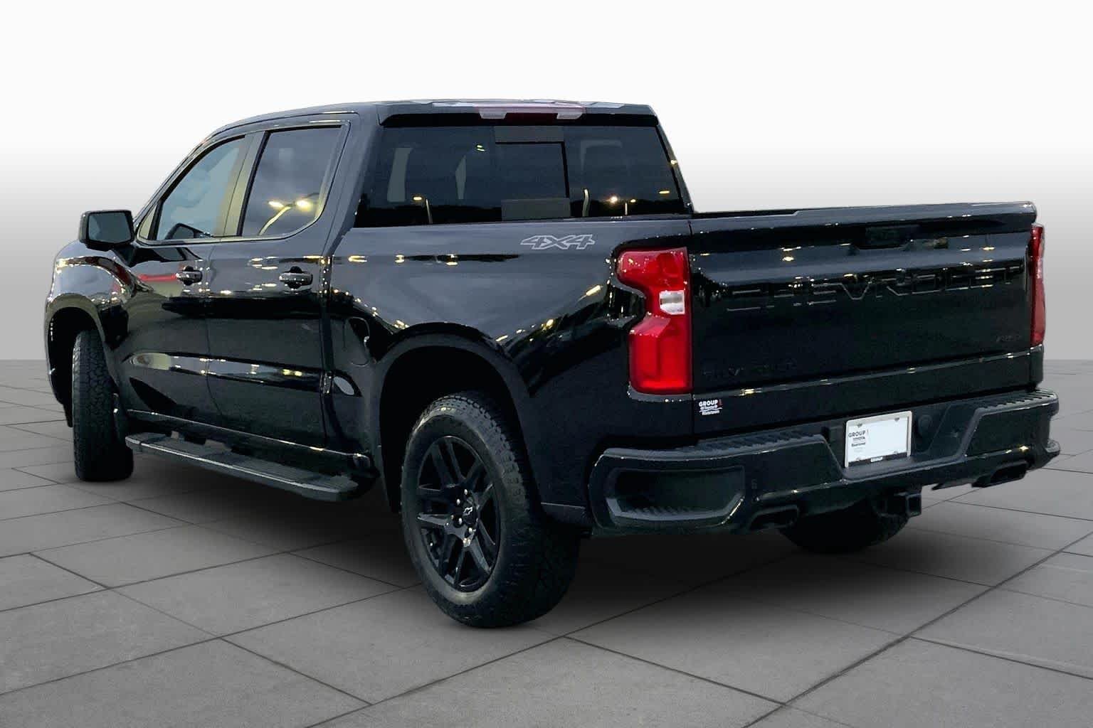 Used 2025 Black Chevrolet RST image 12