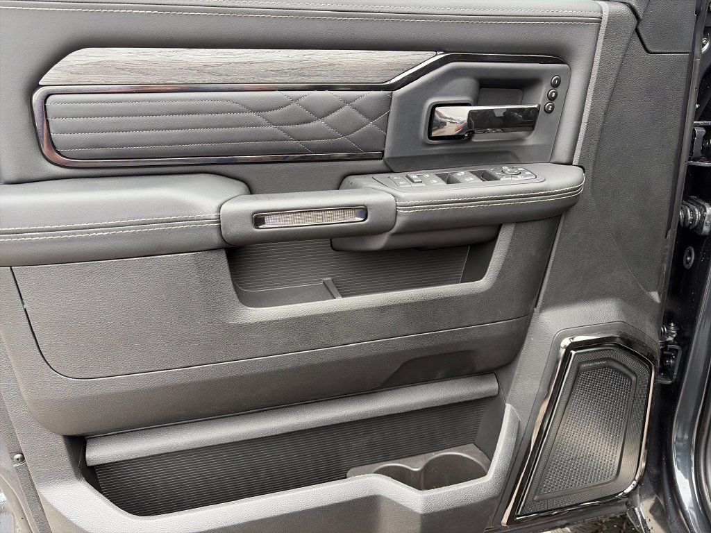 New 2026 Forged Blue Metallic Exterior Paint Ram Limited image 17