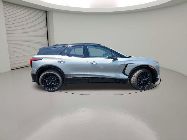 2026 Chevrolet Blazer EV RS - Photo 8