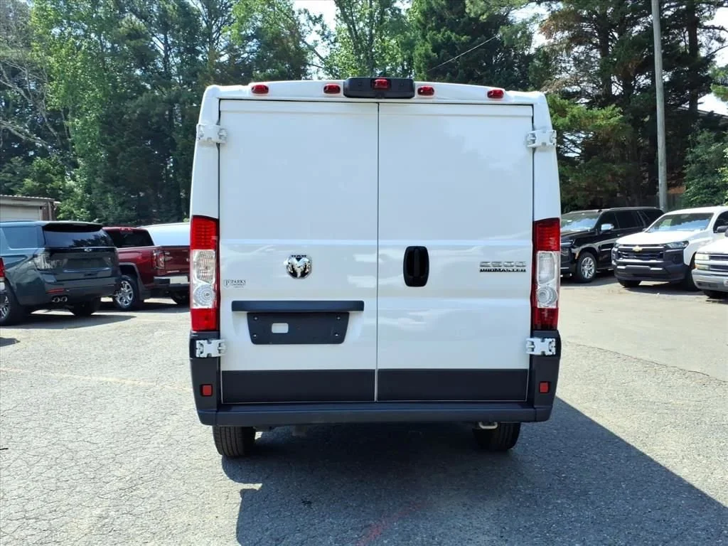 Used 2025 Bright White Clea Ram Tradesman image 36