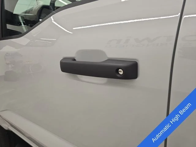 New 2026 Avalanche Ford F-250® XL image 22