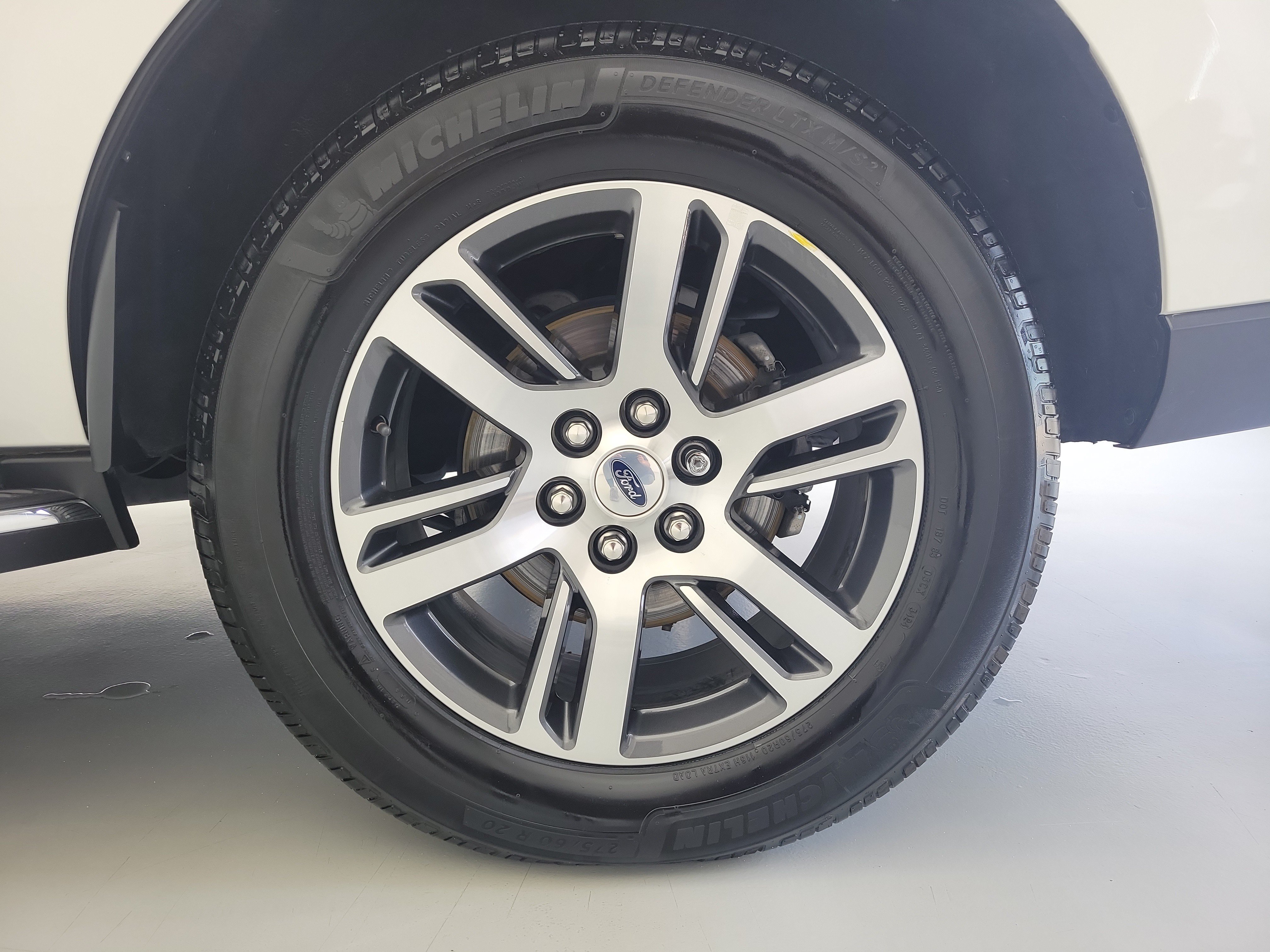 Used 2022 White Metallic Ford XLT image 12