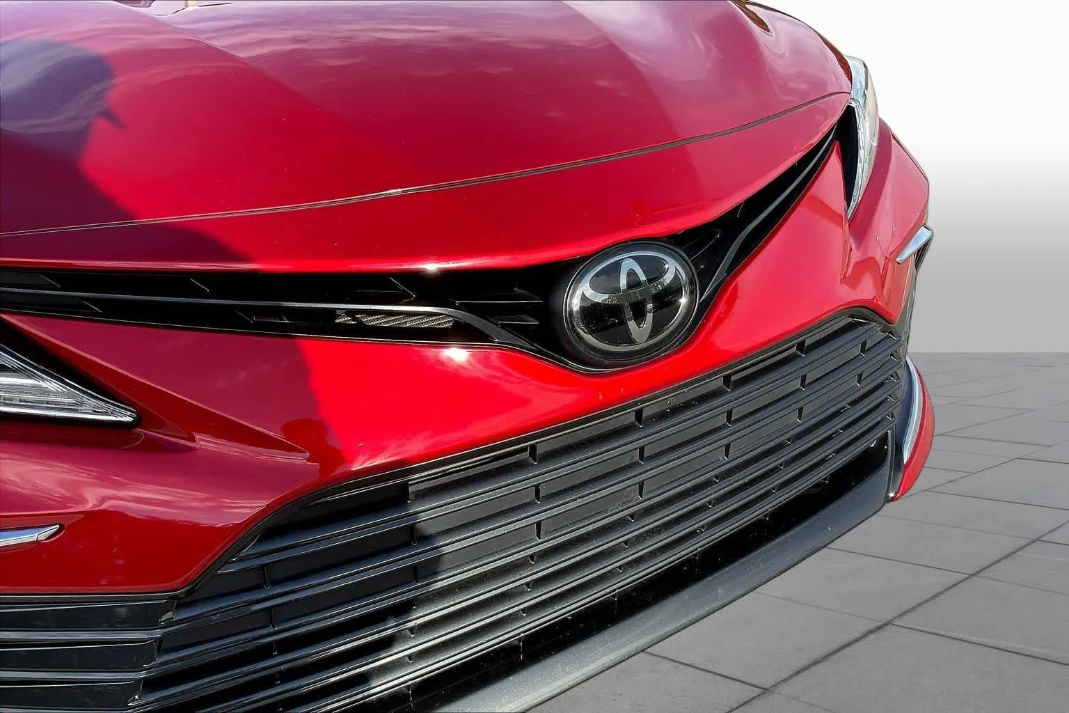 Used 2023 Supersonic Red Toyota XLE image 30